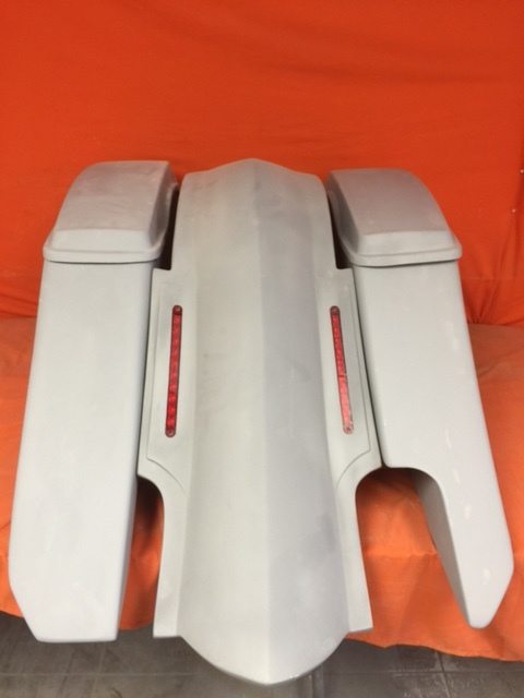 Harley Davidson 6" Trendsetter Extended Saddlebag LED Fender Kit - Right Side Cut Out   Lids / 2014 - 2018