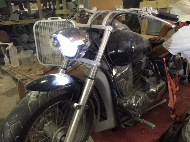 Honda VTX 1300 / 1800 C / R / S - 5 3/4" DAYMAKER Chrome HID LED Light Bulb Headlight Motorcycle 5.75" Mount