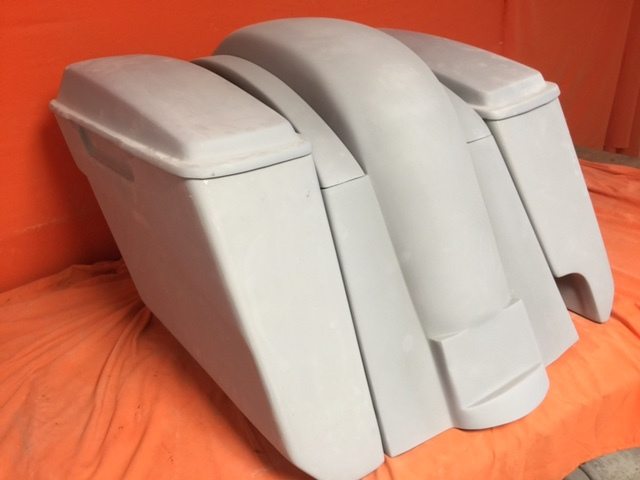 Honda VTX 1300 / 1800 5" Extended Stretched Saddlebags   Rear Fender Right Side Cut Out   Lids