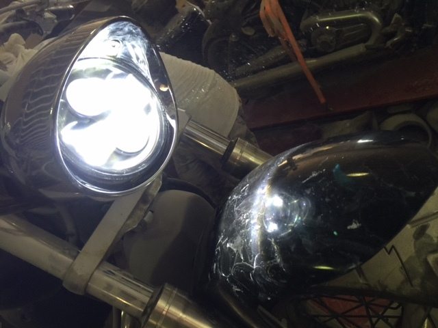 Honda VTX 1300 / 1800 C / R / S - 5 3/4" DAYMAKER Chrome HID LED Light Bulb Headlight Motorcycle 5.75" Mount