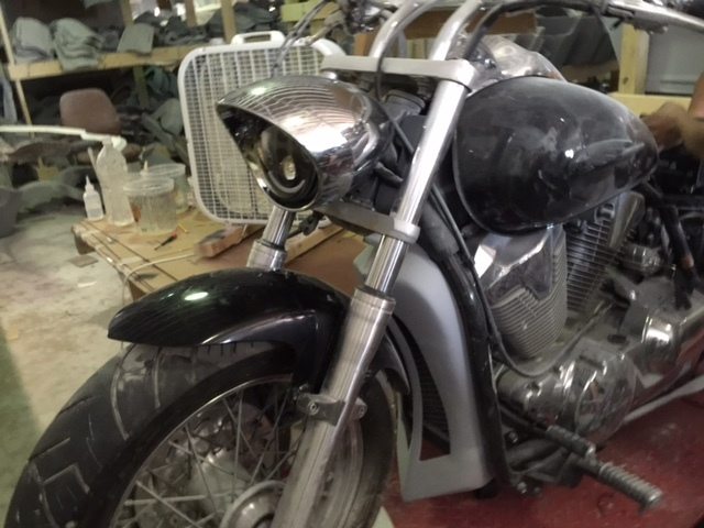 Honda VTX 1300 / 1800 C / R / S - 5 3/4" DAYMAKER Halo Chrome HID LED Light Bulb Headlight Motorcycle 5.75" Mount