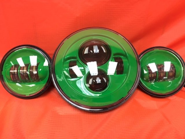 7" DAYMAKER GREEN Headlight   Green Dual 4.5" - 4 1/2" Auxiliary AUX Spot Passing LED Fog Lights Bulb Harley SET