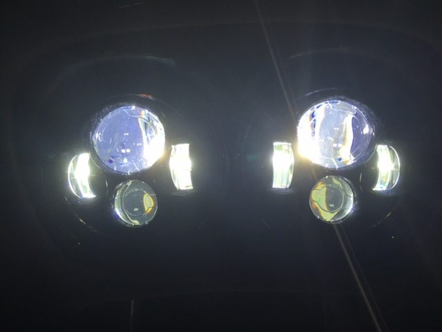 DUAL 7" DAYMAKER HID LED Replacement ROAD GLIDE Black Light Bulb Headlight