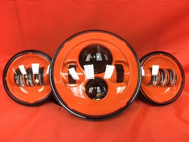 7" DAYMAKER ORANGE Headlight   Orange Dual 4.5" - 4 1/2" Auxiliary AUX Spot Passing LED Fog Lights Bulb Harley SET