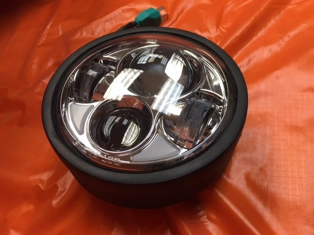 5 3/4" DAYMAKER Yamaha Star Roadliner Stratoliner XV1900A CHROME Projector HID LED Light Bulb Headlight Motorcycle