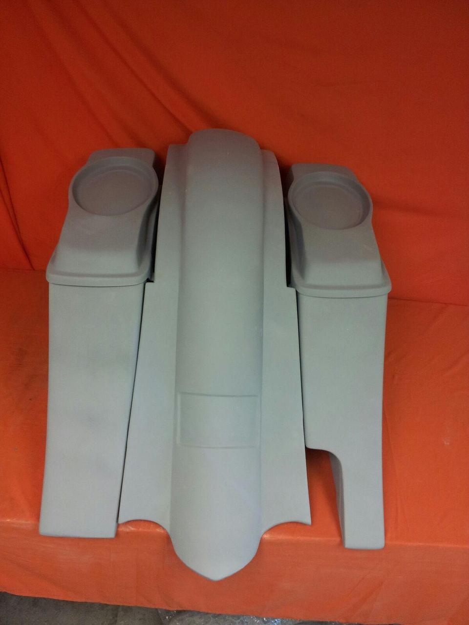 Harley Davidson 6" Heritage Softail Out & Down Extended Saddlebags 6 x 9 Speaker Lids   Fender Right Side Cut Out