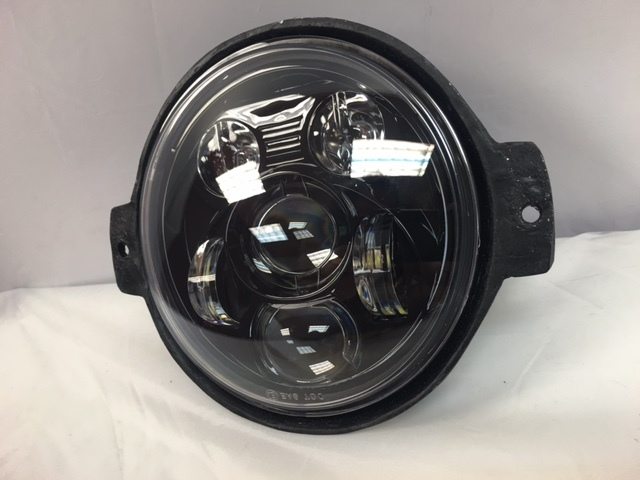 Honda VTX 1300 / 1800 C / R / S - 5 3/4" DAYMAKER Black HID LED Light Bulb Headlight Motorcycle 5.75"   Mount