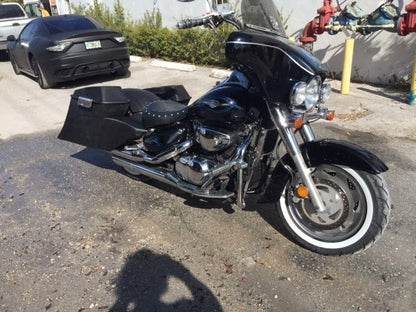 Suzuki C50 / C90 Boulevard 6" Out &amp; Down Saddlebags   Fender &amp; Side Covers, No Cut Outs   Lids &amp; Rail Kit