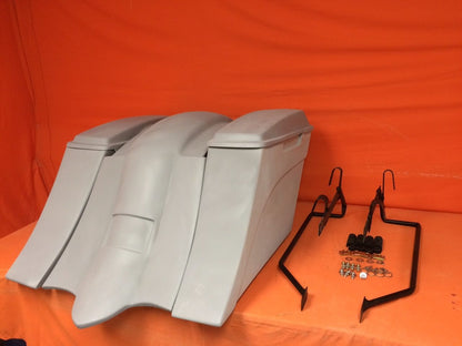 Suzuki C50 / C90 Boulevard 6" Out &amp; Down Saddlebags   Fender &amp; Side Covers, No Cut Outs   Lids &amp; Rail Kit