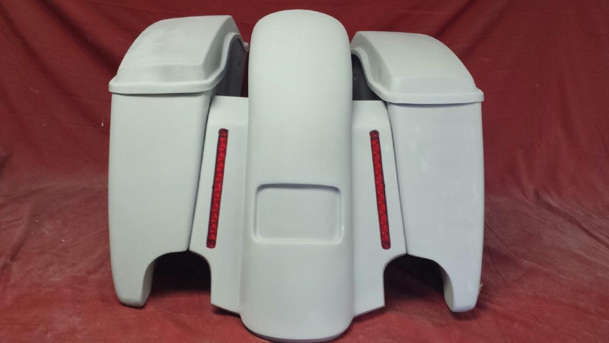 Harley Davidson 4.5" Extended Stretched Saddlebags With LED Light Fender With Lids - 2014 - 2018  Model Style Bags