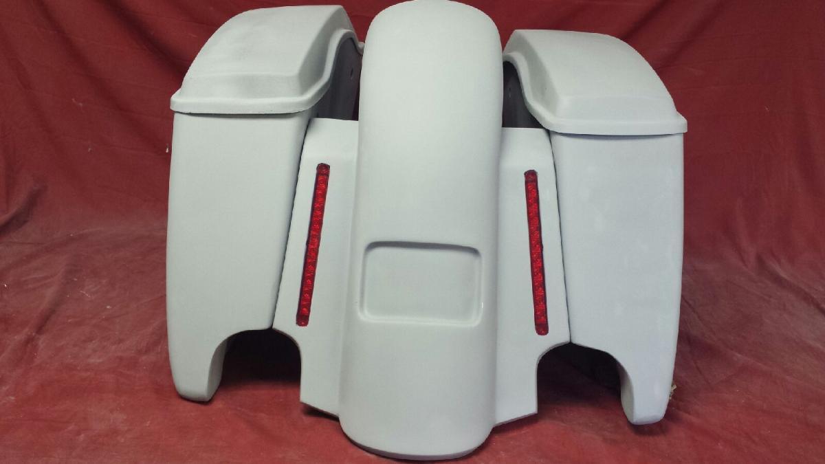 Harley Davidson 4.5" Extended Stretched Saddlebags With LED Light Fender With Lids - 2014 - 2018  Model Style Bags