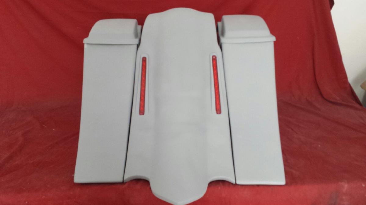 Honda VTX 1800 / 1300 6" Extended Stretched Out & Down Bags   Rear Fender   Lids  Fender No Cut Outs