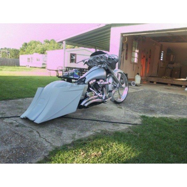 Harley Davidson Bagger 8" Stretched SaddleBags   Fender No Cut Outs   Recess Plate