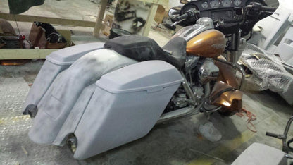 Harley Davidson 4.5" Extended Stretched Saddlebags With LED Light Fender - No Lids 2014 - 2018  Model Style Bags